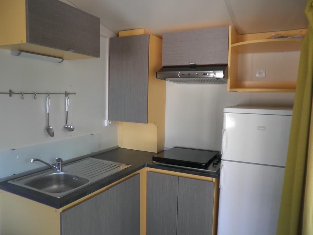 Camping Les Chenes Chauzon Exteriör bild